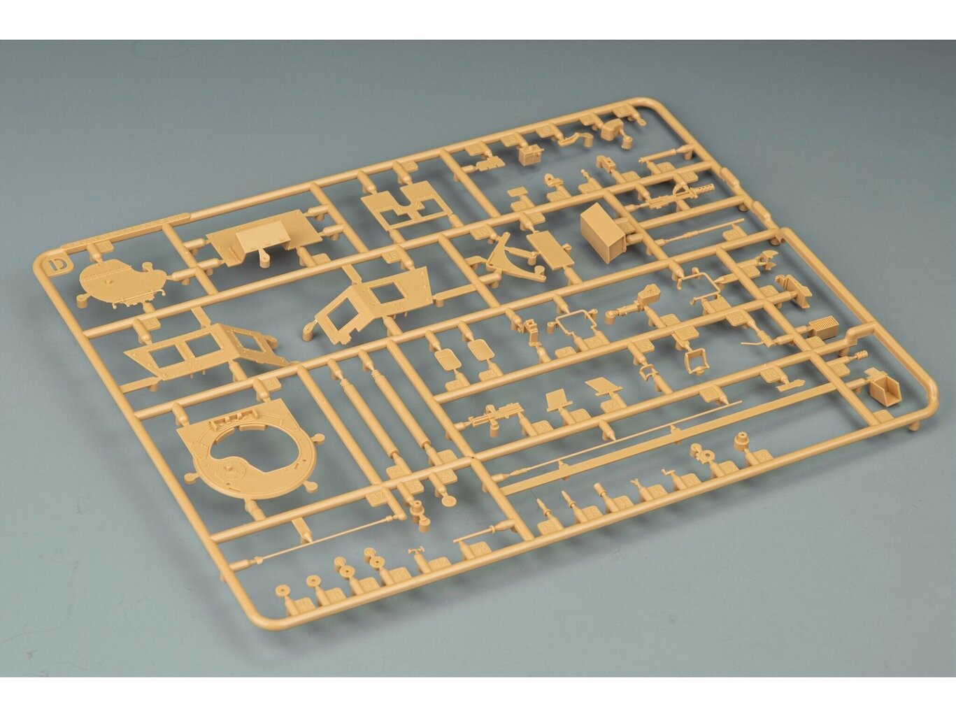 Rye Field Model - JLTV (Joint Light Tactical Vehicle), 1/35, RFM-5090 hind ja info | Klotsid ja konstruktorid | kaup24.ee