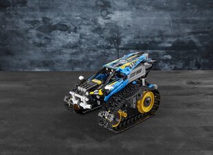 42095 LEGO® Technic Радиоуправляемый каскадерский автомобиль цена и информация | Конструкторы и кубики | kaup24.ee