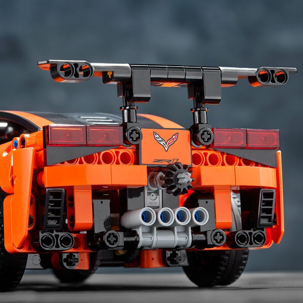 42093 LEGO® Technic Chevrolet Corvette ZR1 hind ja info | Klotsid ja konstruktorid | kaup24.ee