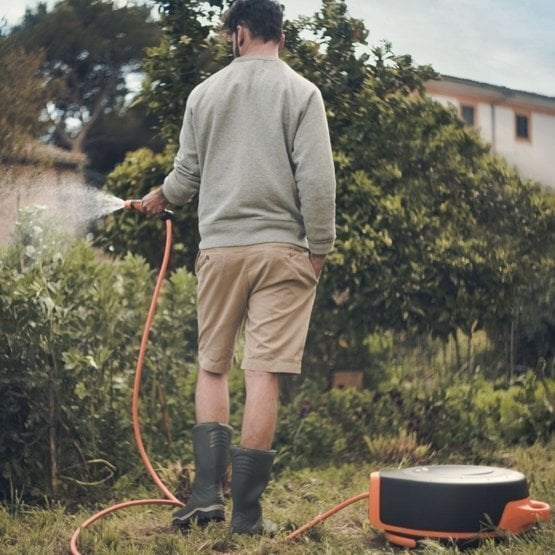 Kastmissüsteem ratastega Fiskars, XL hind ja info | Kastekannud, voolikud, niisutus | kaup24.ee