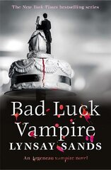 Bad Luck Vampire: Book Thirty-Six hind ja info | Fantaasia, müstika | kaup24.ee