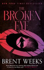 Broken Eye: Book 3 of Lightbringer цена и информация | Фантастика, фэнтези | kaup24.ee