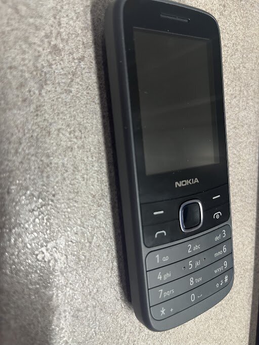 Defektiga toode. Nokia 225 4G Dual-SIM, must hind ja info | Defektiga tooted | kaup24.ee