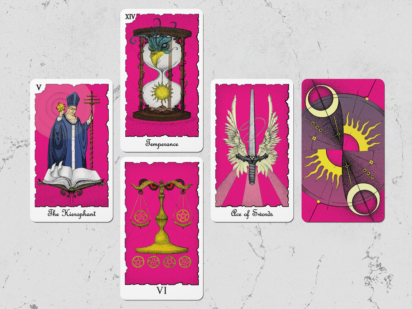 Карты Таро Mystical Universe Tarot Pink Colored цена | kaup24.ee