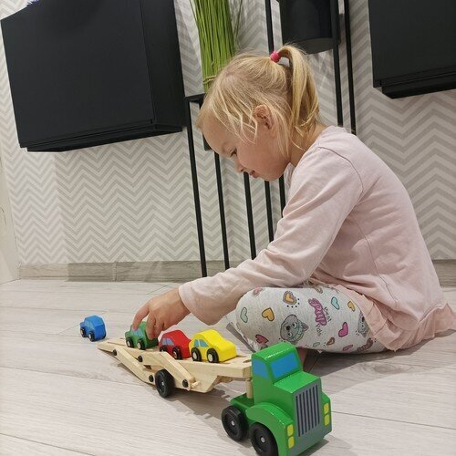 Puidust autohaagis Kruzzel цена и информация | Poiste mänguasjad | kaup24.ee