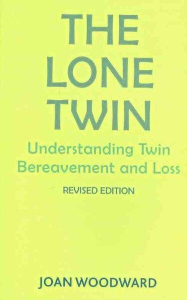 Lone Twin: Understanding Twin Bereavement and Loss 2nd Revised edition цена и информация | Ühiskonnateemalised raamatud | kaup24.ee