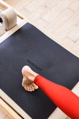 Спортивный коврик Naboso Standing Mat, 53x61 см, черный цена и информация | Коврики для йоги, фитнеса | kaup24.ee