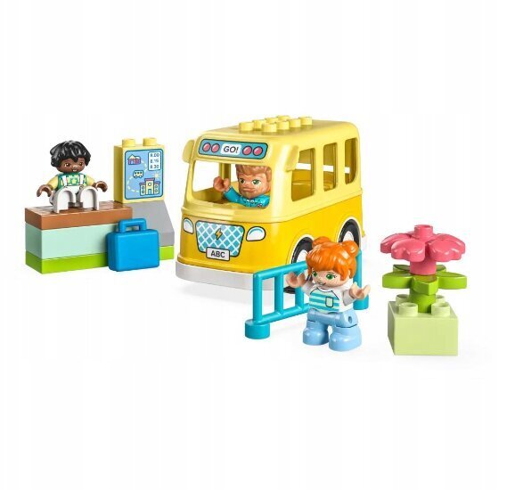 10988 Lego® Duplo bussisõidu klotside komplekt ja kassi plüüsist padi hind ja info | Klotsid ja konstruktorid | kaup24.ee