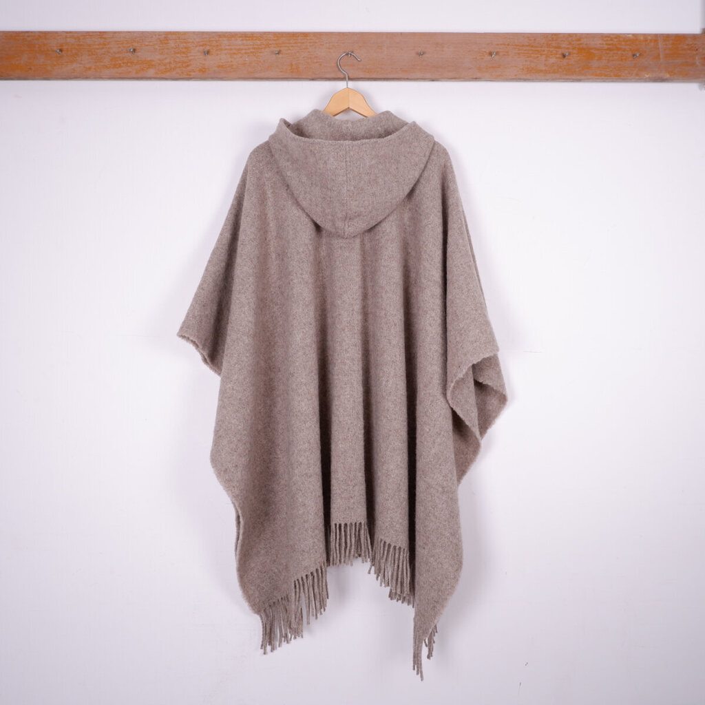 Unisex villane sall - poncho Dita, helepruun hind ja info | Naiste kampsunid | kaup24.ee