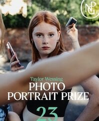 Taylor Wessing Photo Portrait Prize 2023 hind ja info | Fotograafia raamatud | kaup24.ee