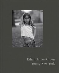 Ethan James Green: Young New York цена и информация | Книги по фотографии | kaup24.ee