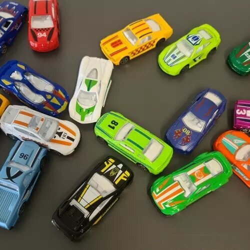 Värvilised autod, 16 tk hind ja info | Poiste mänguasjad | kaup24.ee
