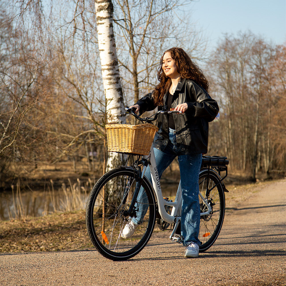 Elektriline naiste jalgratas 28 Swoop, valge hind ja info | Elektrirattad | kaup24.ee