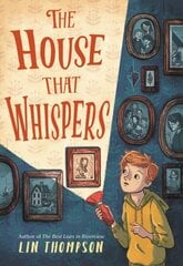 The House That Whispers цена и информация | Книги для подростков и молодежи | kaup24.ee