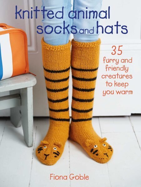 Knitted Animal Socks and Hats: 35 Furry and Friendly Creatures to Keep You Warm цена и информация | Tervislik eluviis ja toitumine | kaup24.ee