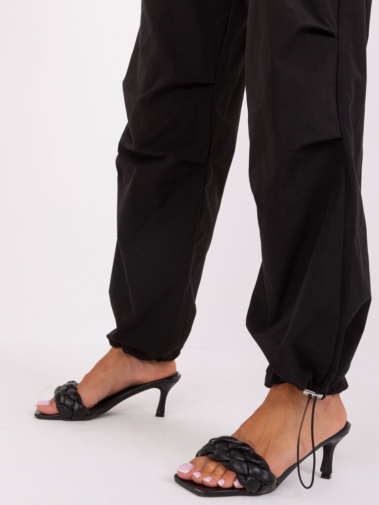 Püksid naistele Och Bella, must hind ja info | Naiste püksid | kaup24.ee