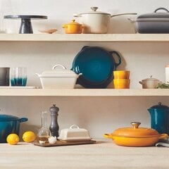 Чугунная кастрюля Le Creuset; 26см / 5,3л цена и информация | Кастрюли, скороварки | kaup24.ee