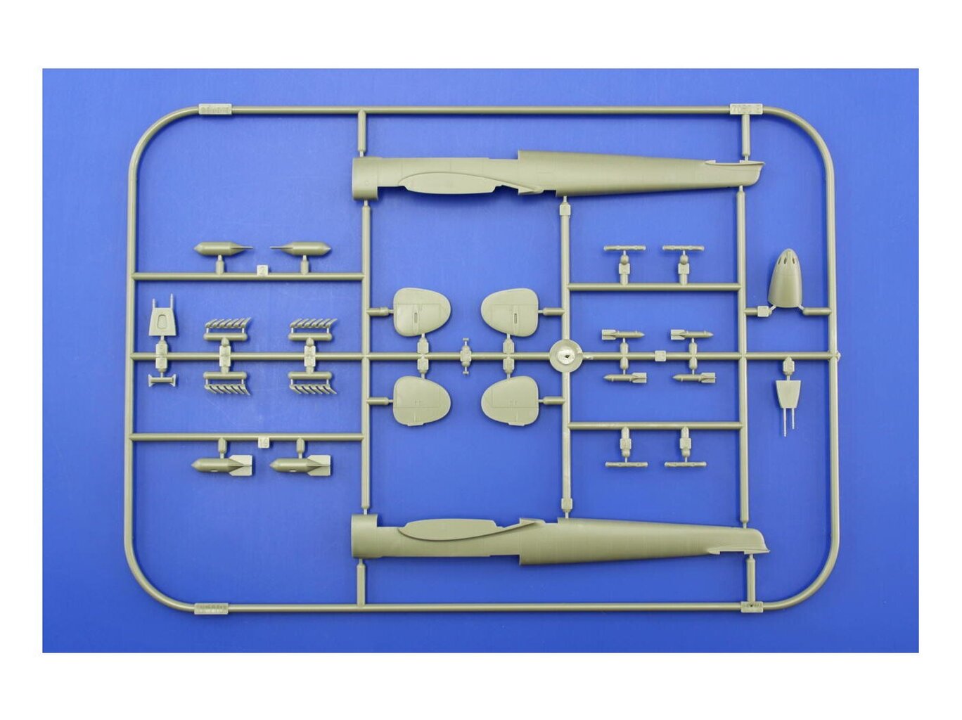 Eduard - Messerschmitt Bf 110E ProfiPACK, 1/72, 7083 hind ja info | Klotsid ja konstruktorid | kaup24.ee