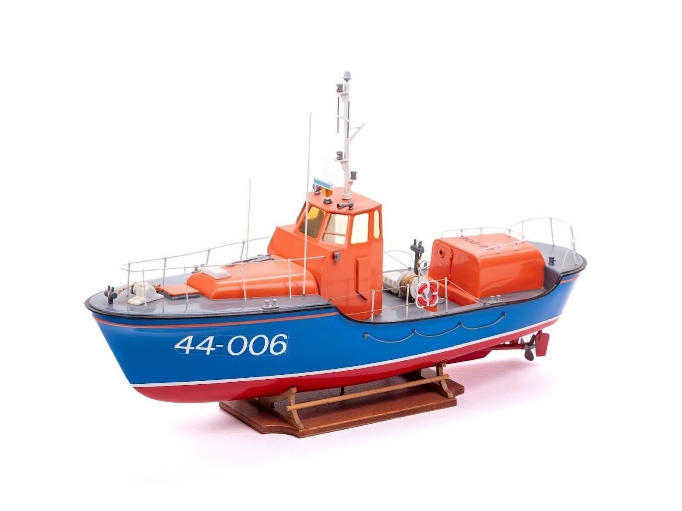 Konstruktor Billing Boats - RNLI Waveny Lifeboat - Plastic hull, 1/40, BB101 цена и информация | Klotsid ja konstruktorid | kaup24.ee