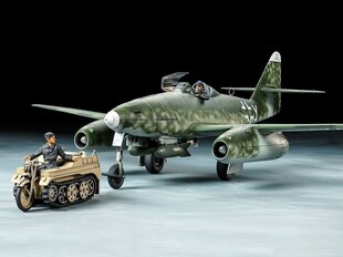 Surenkamas modelis Tamiya Messerschmitt Me 262 A-2a w/chain wheel, 1/48, 25215 цена и информация | Конструкторы и кубики | kaup24.ee