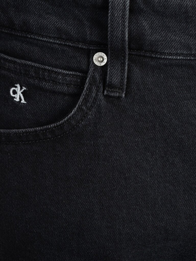 Lühikesed püksid meestele Calvin Klein J30J315797, must hind ja info | Meeste lühikesed püksid | kaup24.ee
