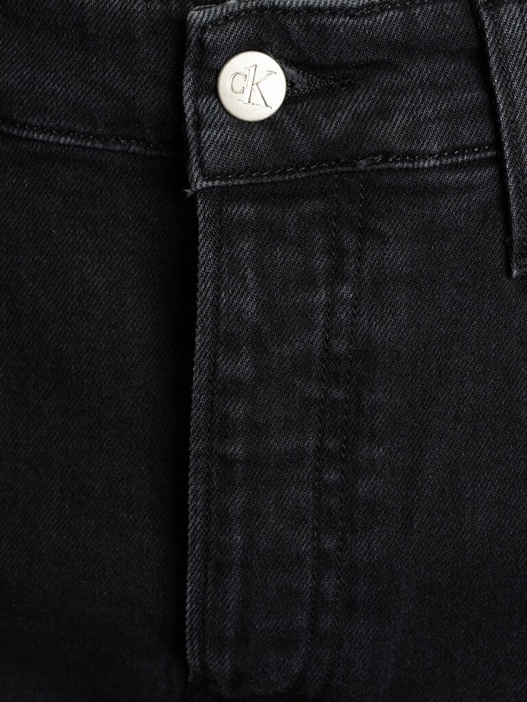 Lühikesed püksid meestele Calvin Klein J30J315797, must hind ja info | Meeste lühikesed püksid | kaup24.ee