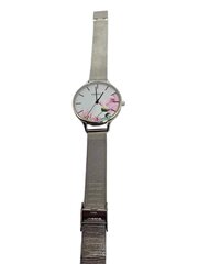 Серебристые часы диаметром 3,5 см. цена и информация | Женские часы | kaup24.ee