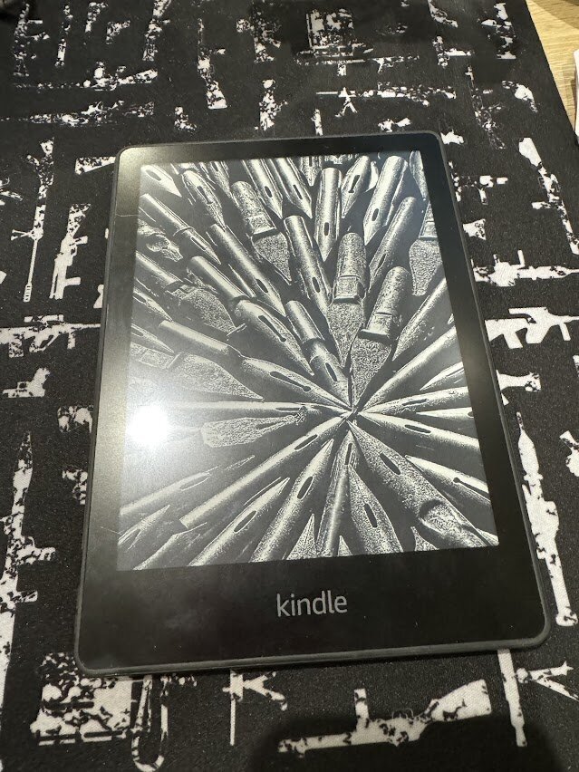 Defektiga toode. Amazon Kindle Paperwhite 5 6.8" E Ink 8GB Black EBKAM1159 hind ja info | Defektiga tooted | kaup24.ee