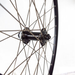Переднее колесо 32H, 28 " цена и информация | Покрышки, шины для велосипеда | kaup24.ee