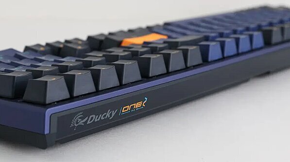 Ducky One 2 Horizon PBT MX Red Blue DKON1808-RDEPDZBBH цена и информация | Klaviatuurid | kaup24.ee