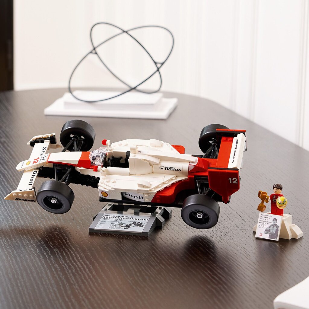 10330 LEGO® Icons McLaren MP4/4 ja Ayrton Senna цена и информация | Klotsid ja konstruktorid | kaup24.ee