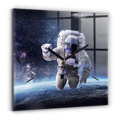 Seinakell Astronaut Above the Earth, 30x30 cm hind ja info | Kellad | kaup24.ee