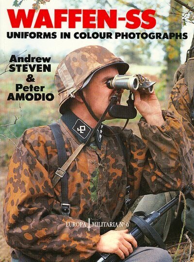 EM6 Waffen-SS Uniforms in Colour Photographs New edition hind ja info | Ühiskonnateemalised raamatud | kaup24.ee