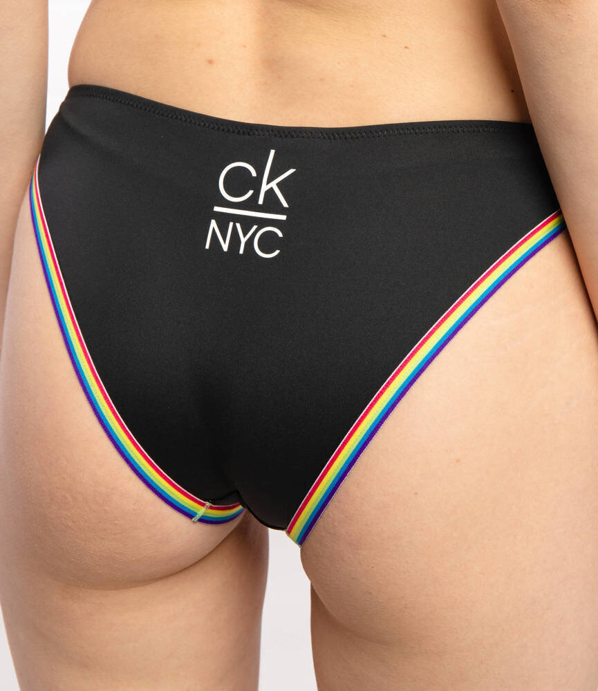 Bikiinipüksid naistele Calvin Klein KW0KW00934, must hind ja info | Naiste ujumisriided | kaup24.ee