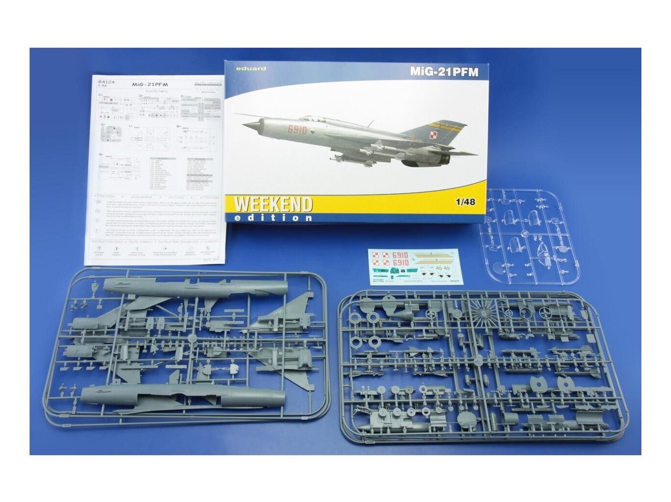 Eduard - MiG-21PFM, Weekend Edition, 1/48, 84124 hind ja info | Klotsid ja konstruktorid | kaup24.ee