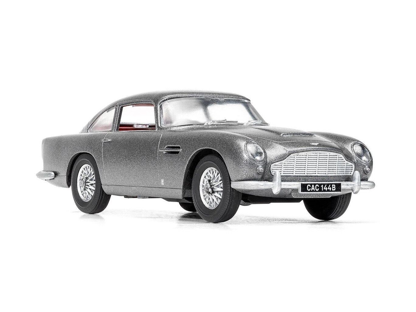 Airfix - Aston Martin DB5 mudeli komplekt, 1/43, A55011 hind ja info | Klotsid ja konstruktorid | kaup24.ee