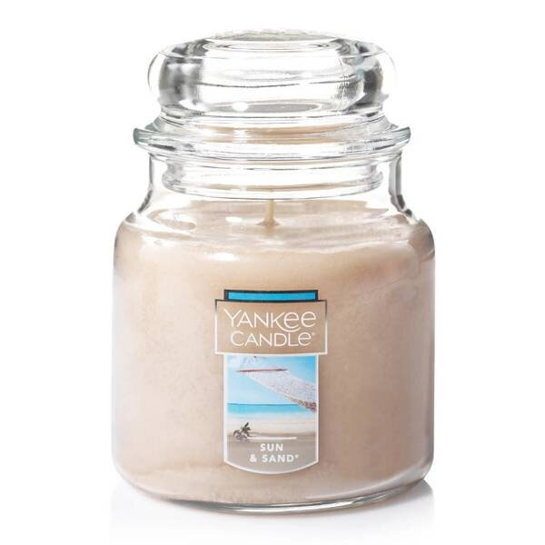 Lõhnaküünal Yankee Candle Sun & Sand, 104g hind ja info | Küünlad, küünlajalad | kaup24.ee
