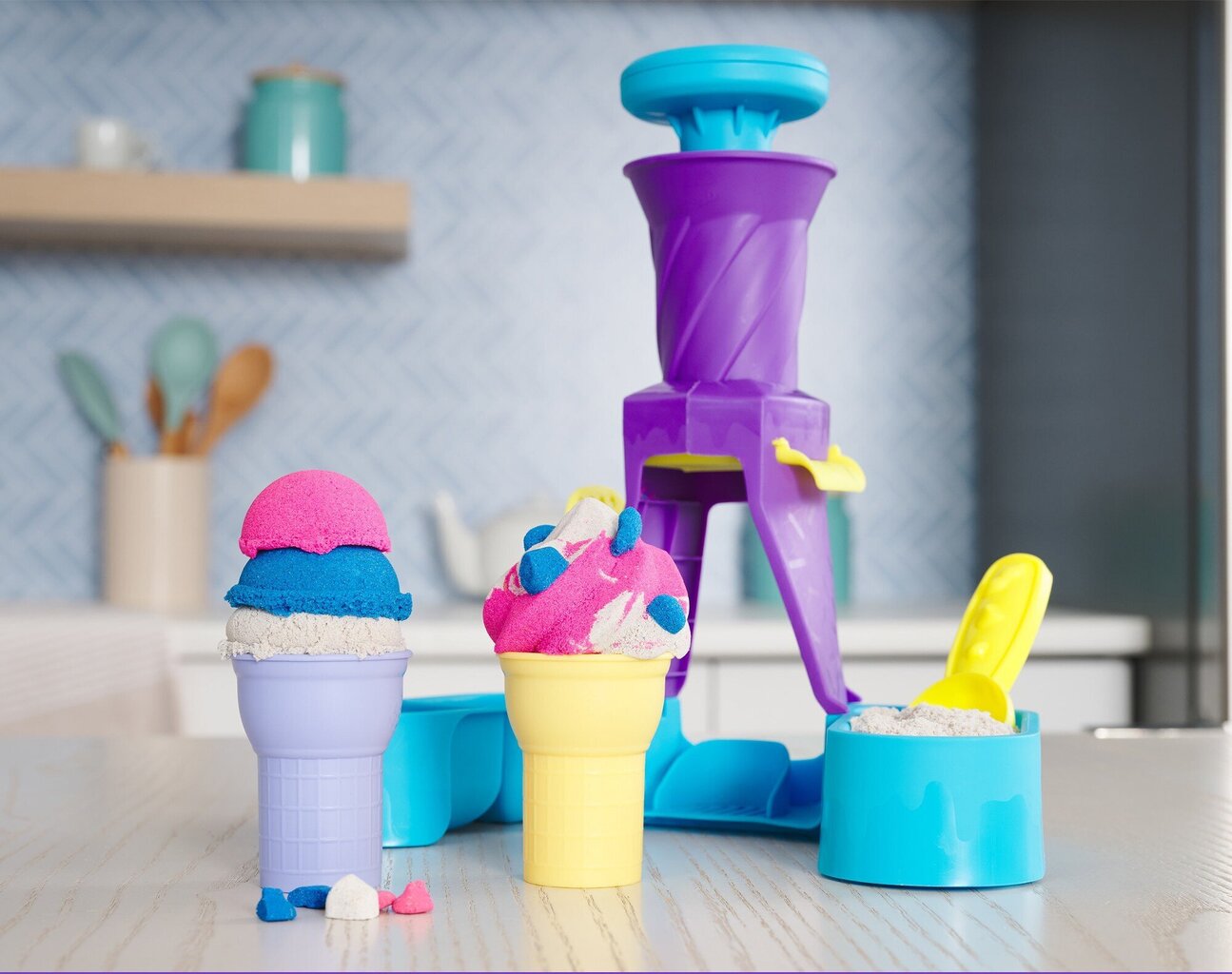 Komplekt Kinetic Sand kineetiline liivajäätise Soft Serve Station + tarvikud цена и информация | Arendavad mänguasjad | kaup24.ee