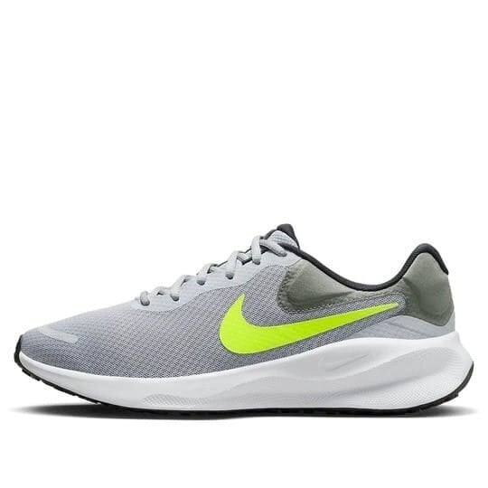 Nike spordijalatsid meestele Revolution 7 NN FB2207-002, hall цена и информация | Spordi- ja vabaajajalatsid meestele | kaup24.ee