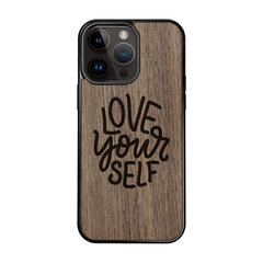 Деревянный чехол для iPhone 15 Pro Max FoxysCraft, Love yourself, ореховое дерево цена и информация | Чехлы для телефонов | kaup24.ee