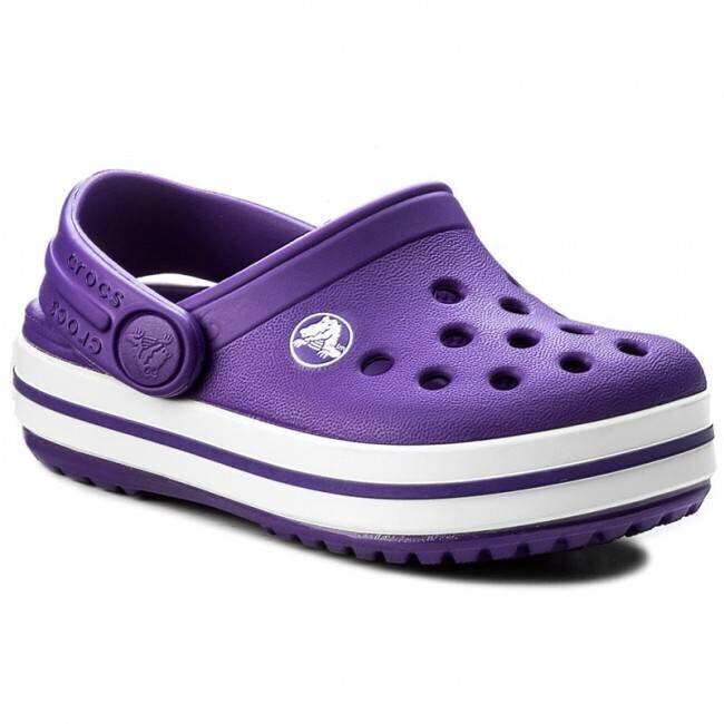 Plätud poistele Crocs 204537-50L, lilla цена и информация | Laste sussid ja plätud | kaup24.ee