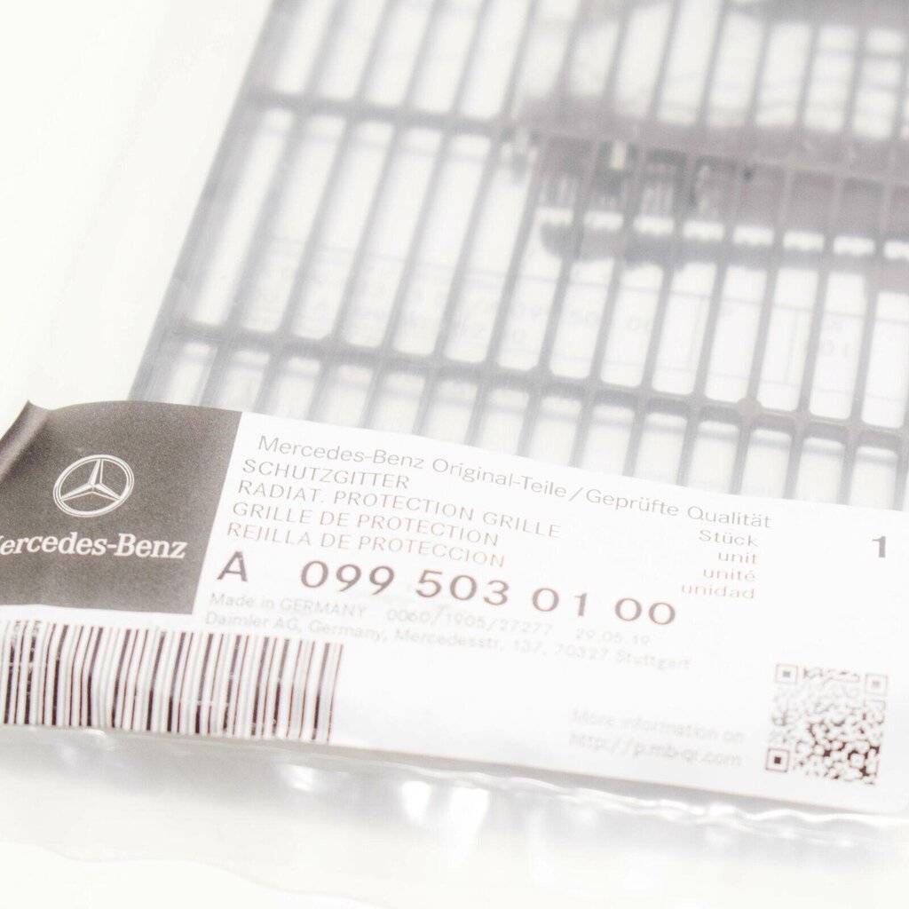 Eesmine radiaatorivõre Mercedes-Benz A0995030100, 1 tk hind ja info | Lisaseadmed | kaup24.ee
