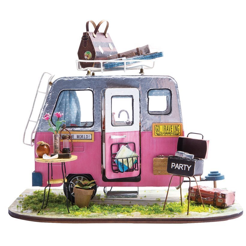 Miniatuurne suvila ratastel "Happy Camper" koos LED-taustavalgustusega, Colorino Hobby цена и информация | Arendavad mänguasjad | kaup24.ee