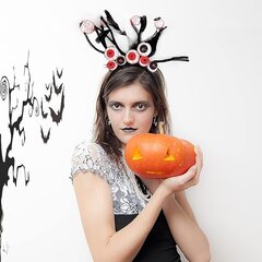 Карнавальный головной убор с украшением Helloween цена и информация | Карнавальные костюмы | kaup24.ee
