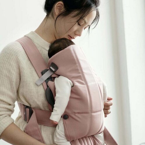 Kandekott BabyBjörn Mini Woven, Dusty Pink цена и информация | Kõhukotid | kaup24.ee