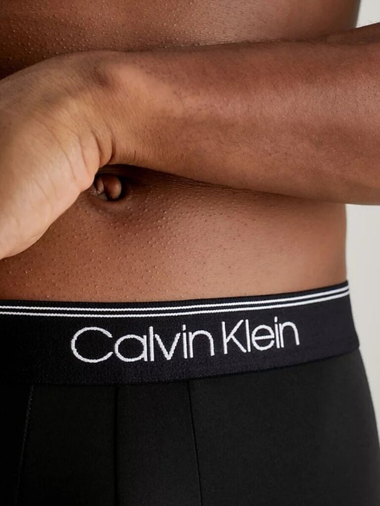 Calvin Klein aluspüksid meestele Low Rise Trunk 000NB2569AKM1 545667692, mitmevärviline, 3 tk цена и информация | Meeste aluspesu | kaup24.ee