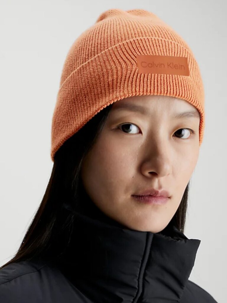 Müts Calvin Klein Essential Knit Beanie Autumn Leaf 545010430 цена и информация | Naiste mütsid ja peapaelad | kaup24.ee
