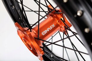 Колеса для мотоцикла ONYX кросс, эндуро KTM DPD 0 zł цена и информация | Мотоаксессуары | kaup24.ee