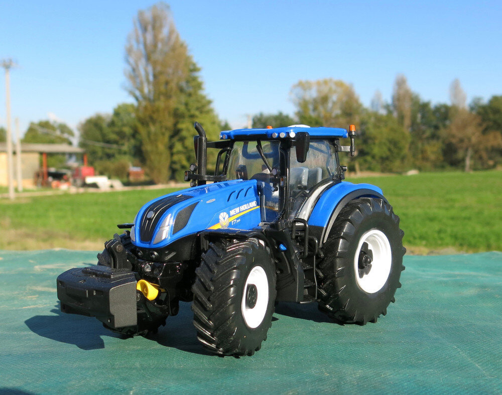 Mängutraktor Tomy Britains New Holland T7.315 43149 цена и информация | Poiste mänguasjad | kaup24.ee