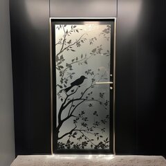 Элегантная пленка с силуэтом дерева и птицами для стекла цена и информация | Декоративные наклейки | kaup24.ee